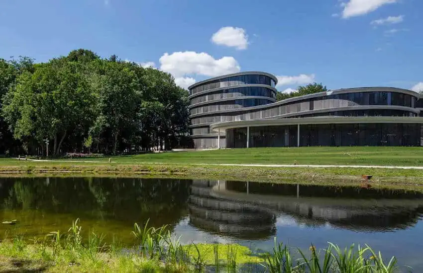 Merkstrategioe hoofdkantoor van de Triodos bank visie missie