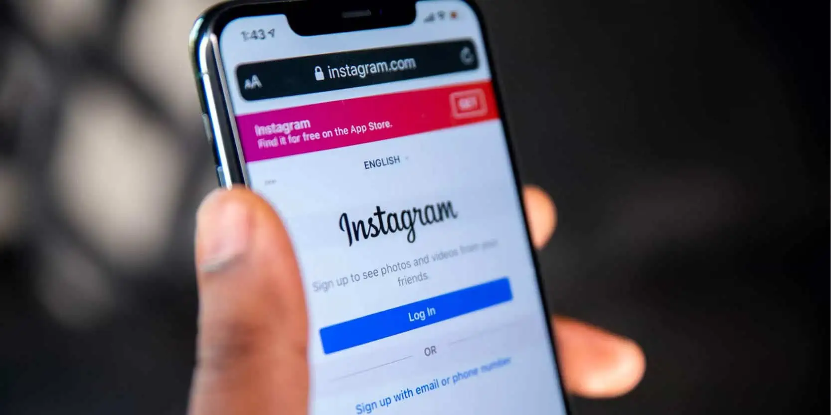 Maak verbinding en betrek je doelgroep met boeiende social media-ervaringen.